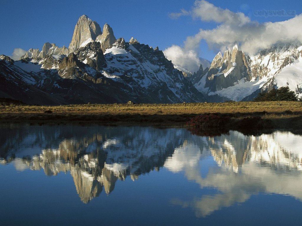 Foto: Cerro Torre And Fitzroy At Dawn, Los Glaciares National Park, Patagonia, Argentina