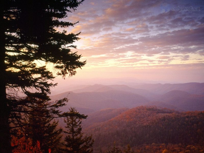 Foto: Wolf Mountain Overlook At Sunset From The Blue Ridge Parkway, North Carolina