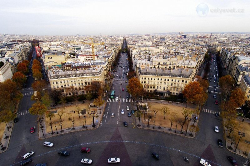 Foto: Aerial View Of Place De Letoile, Paris, France